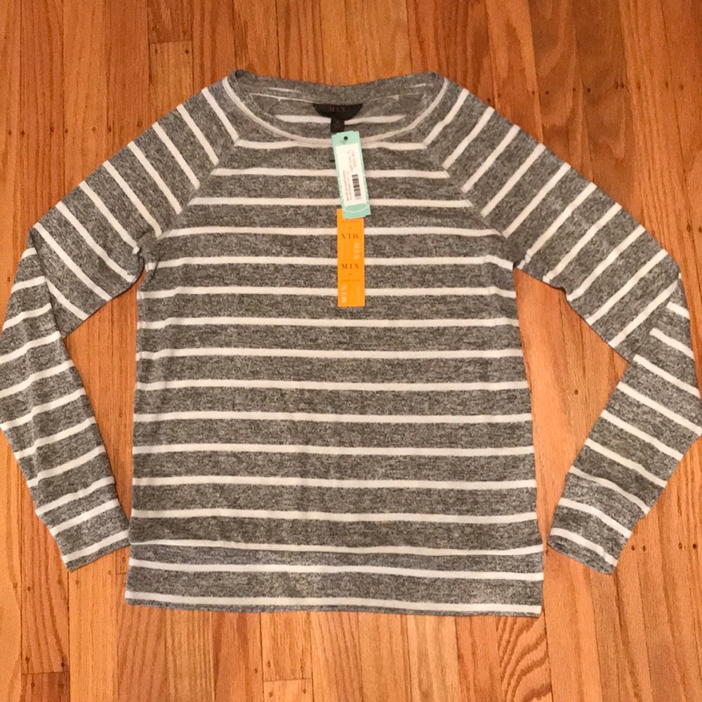NWT 41 Hawthorn Grey striped long sleeve